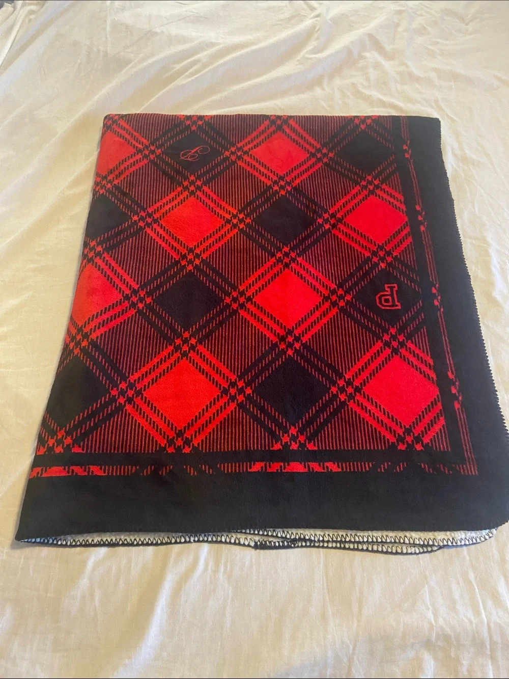 PINK Victoria's Secret Red and Black Plaid Throw Blanket